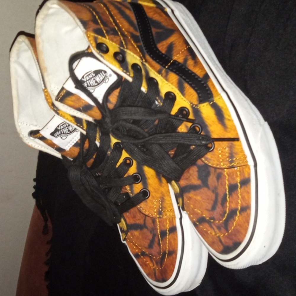 Tiger stiped Vans never worn